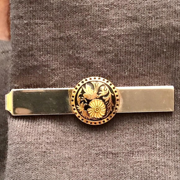 Vintage Set Of (4) Various Designs Tie Clips - Picture 4 of 10